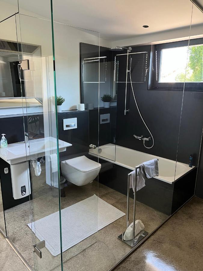 Wohnung Mit Besonderem Ausblick Pfaffenhausen  Esterno foto